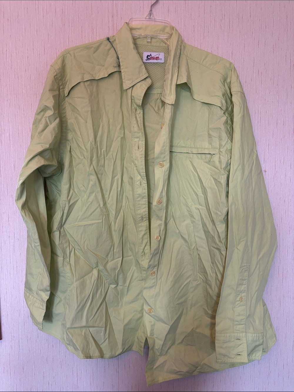 NWOT World wide sports fishing Light Green Button-Up Shirt